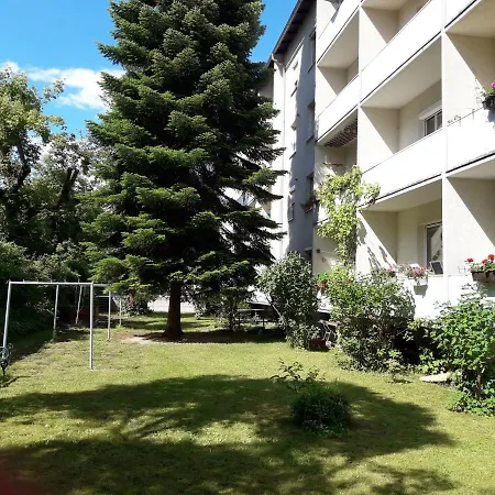 Appartement Traumapartment Poestlingberg, Reservierter Parkplatz, 4 Schlafzimmer Linz