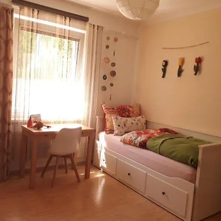Traumapartment Pöstlingberg, Reservierter Parkplatz, 4 Schlafzimmer * Linz