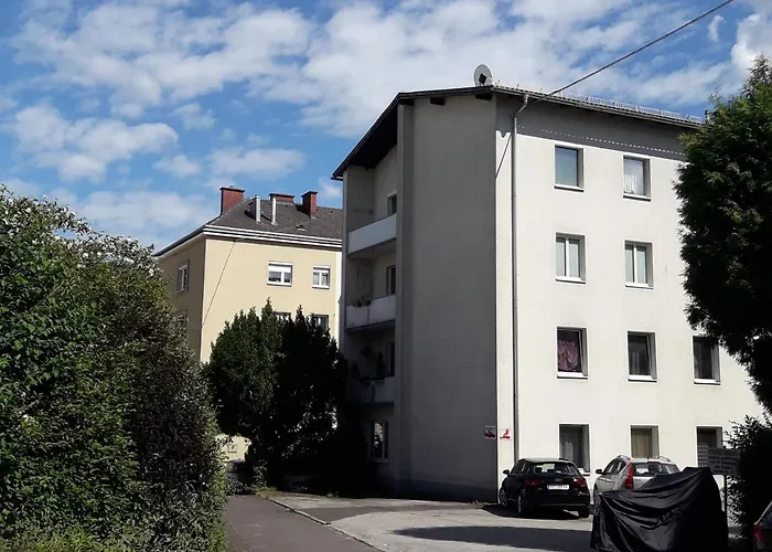 Traumapartment Pöstlingberg, Reservierter Parkplatz, 4 Schlafzimmer *